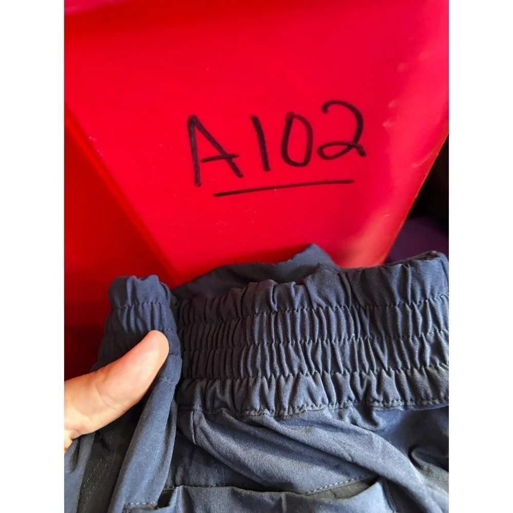 Athleta Navy Blue Cargo Pants Women's Size 4 Athleisure